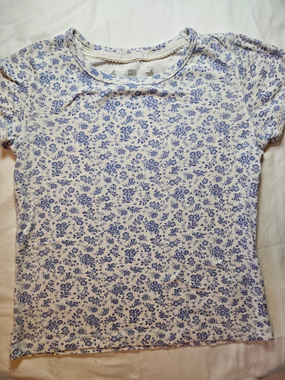 Faded Glory Girls White And Blue Floral Short Sleeve Shirt Size Large